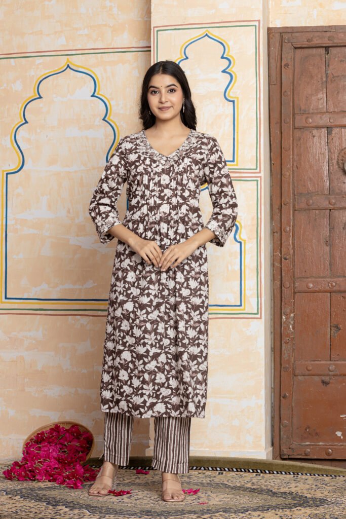 Print Embroidered Cotton Kurta Pant Dupatta Set