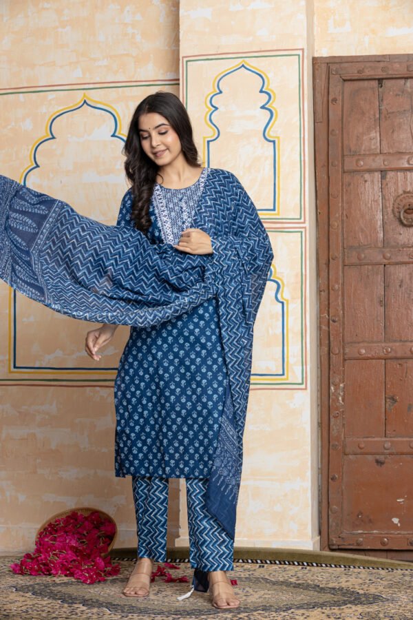 Printed Embroidered Cotton Kurta Pant Dupatta Set