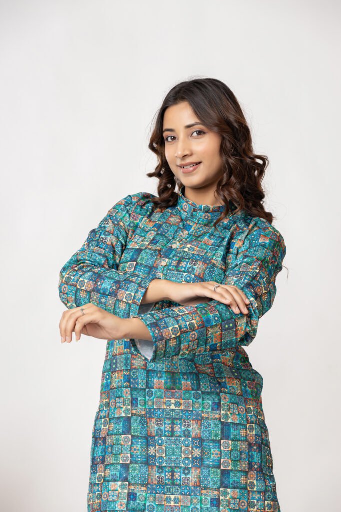 Teehance Women’s Blue & Multicolor Printed Straight Kurta