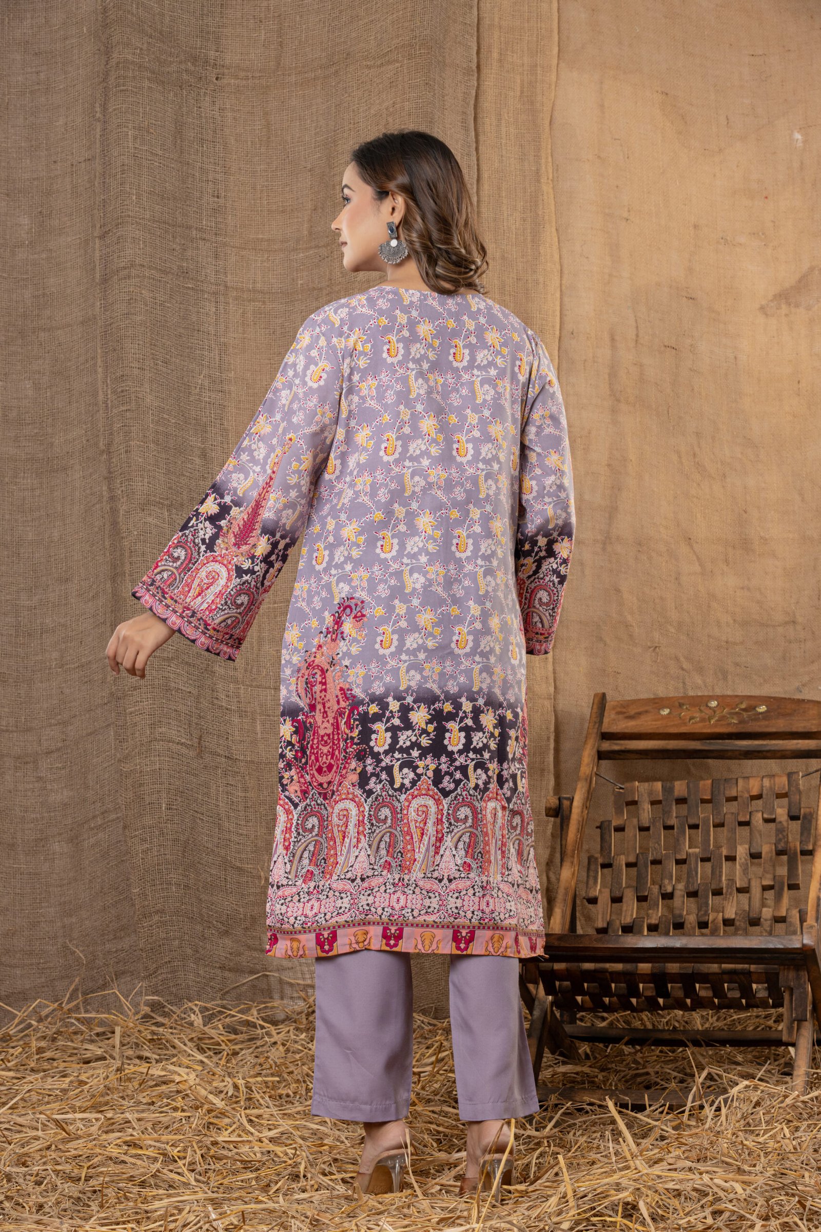 Women's Pink & Grey Ethnic Printed Kurta Set with Dupatta - Image 2