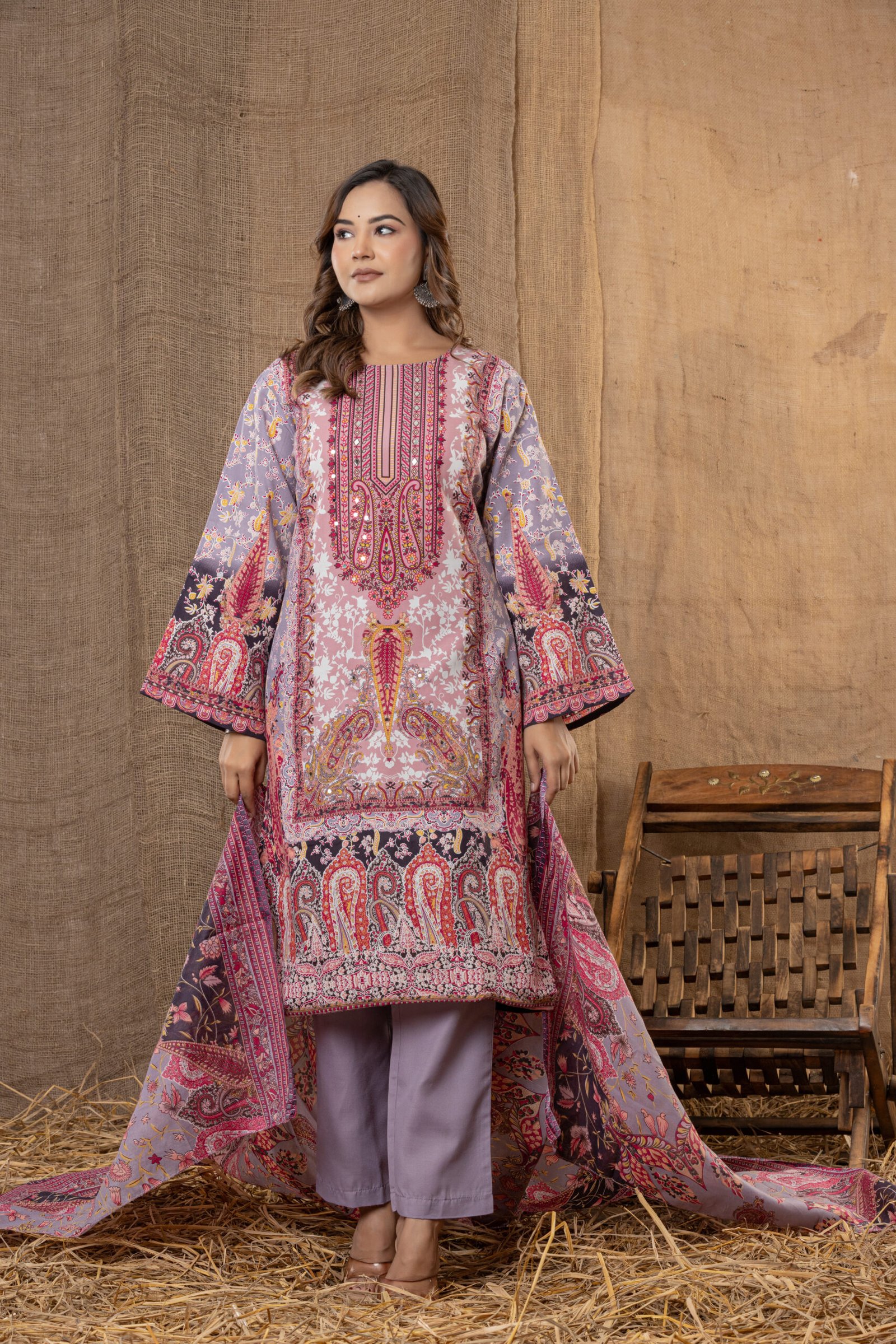 Women's Pink & Grey Ethnic Printed Kurta Set with Dupatta - Image 4
