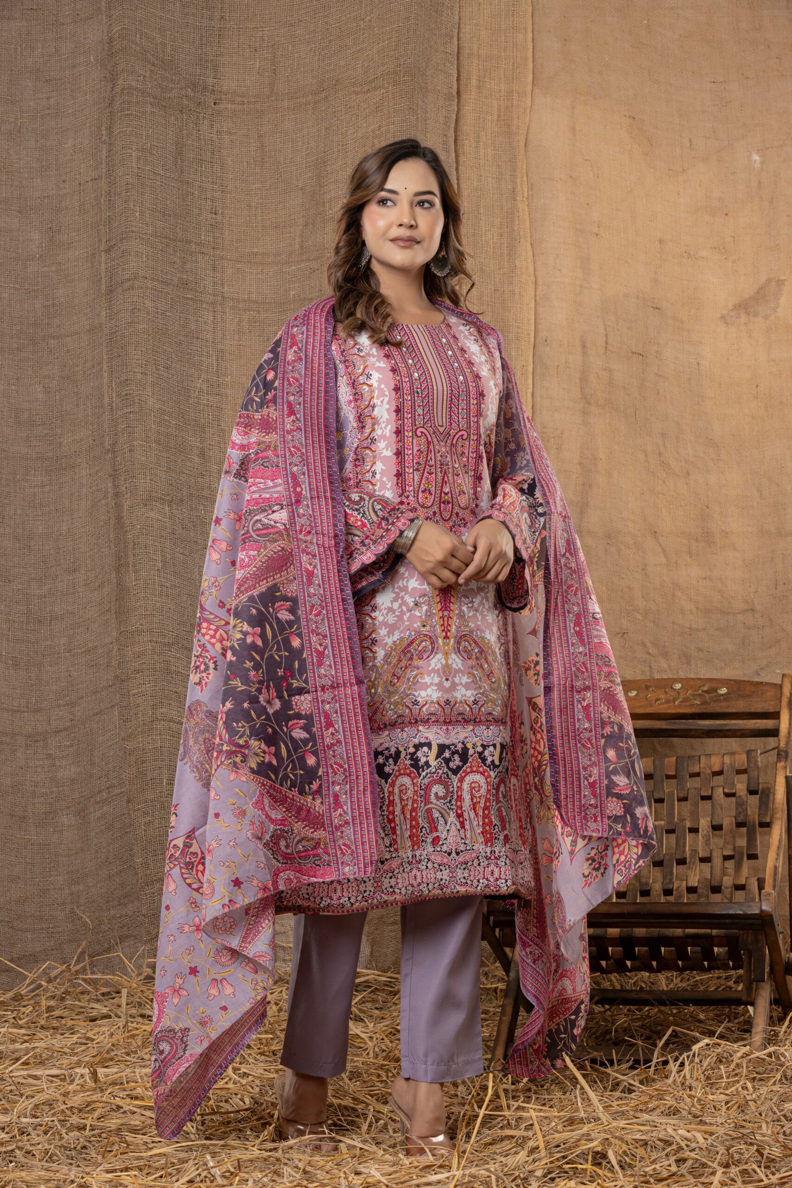 Women's Pink & Grey Ethnic Printed Kurta Set with Dupatta - Image 7