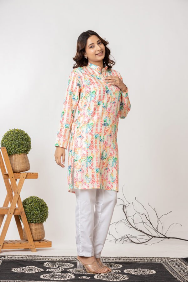 Teehance Women’s Multicolor Printed Straight Kurta