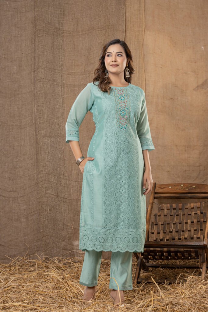 Women's Mint Green Embroidered Kurta Set with Floral Printed Dupatta