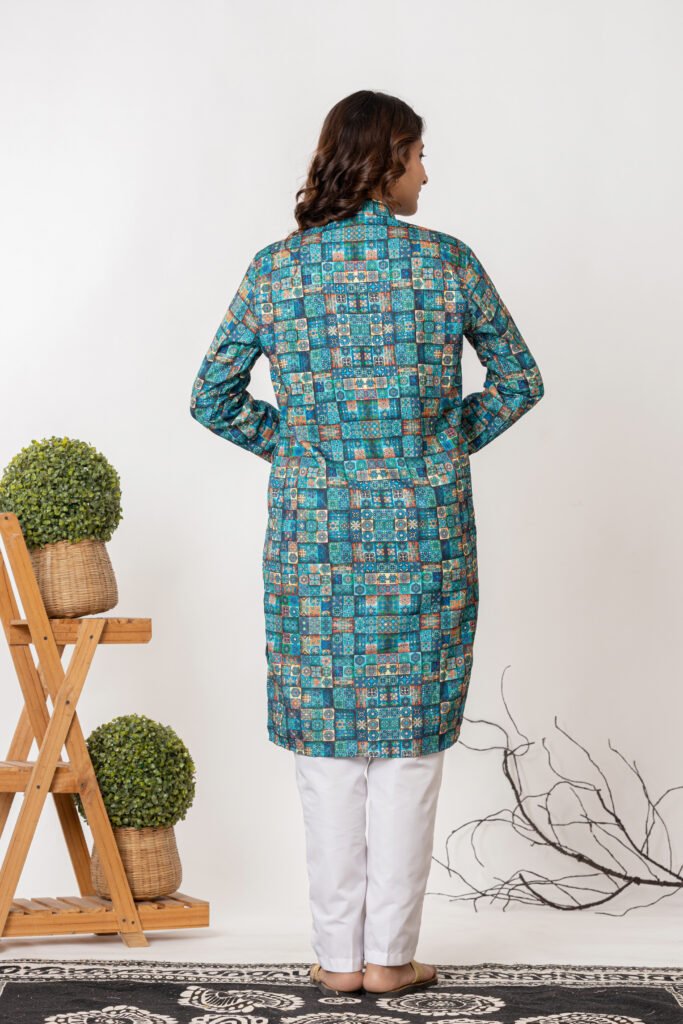 Teehance Women’s Blue & Multicolor Printed Straight Kurta