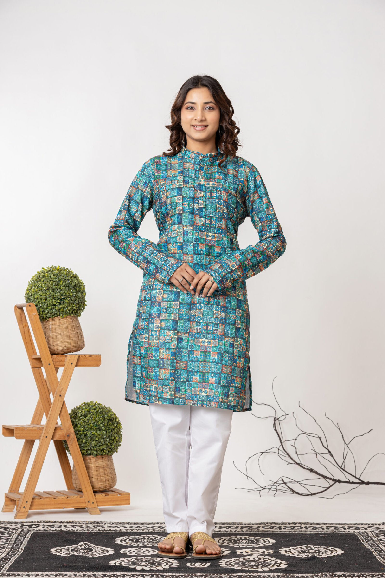 Teehance Women’s Blue & Multicolor Printed Straight Kurta