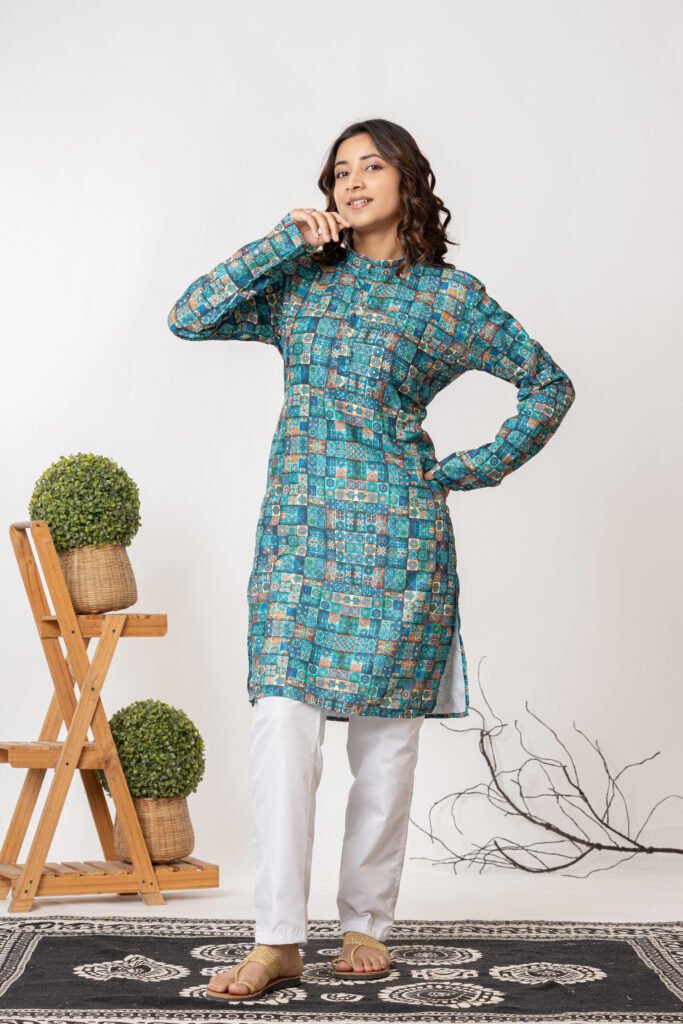 Teehance Women’s Blue & Multicolor Printed Straight Kurta