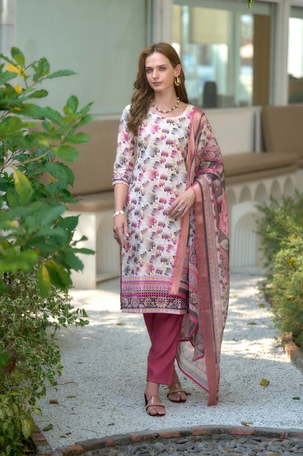 Women's Pink & Beige Abstract Printed Kurta Set with Dupatta