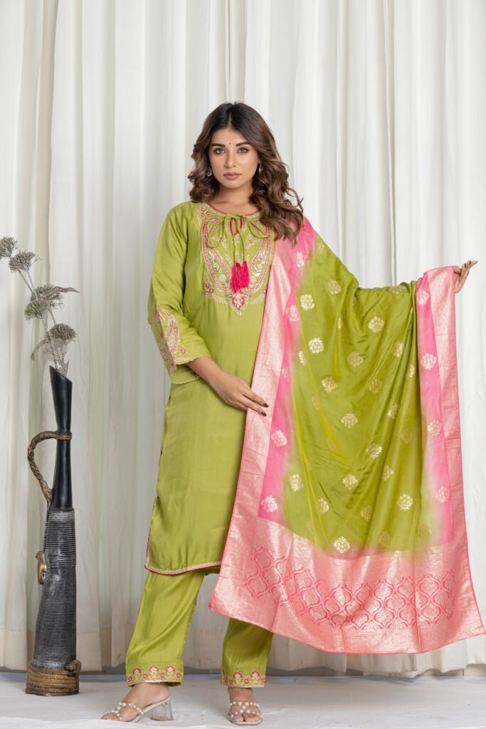 Women’s Green Embroidered Silk Kurta Set with Banarasi Pink-Green Dupatta