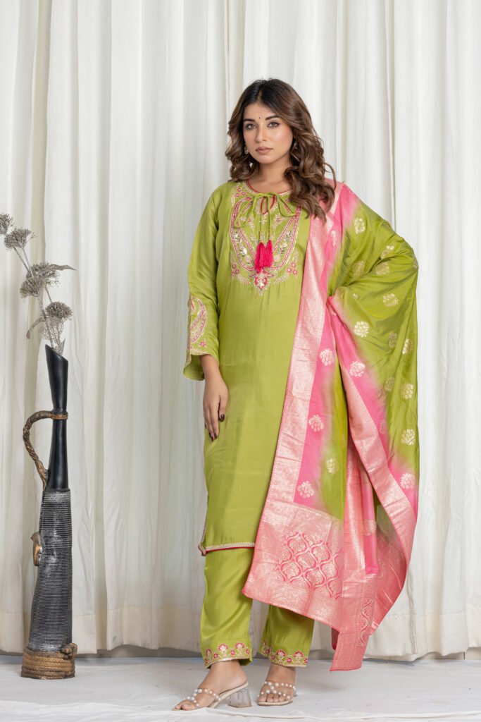Women’s Green Embroidered Silk Kurta Set with Banarasi Pink-Green Dupatta